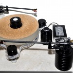 Тонарм NewArtVinyl «Long Life» 14″ Carbon SS (special series) с подставкой «Black tower»